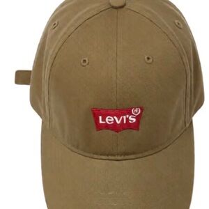🤎 Levi’s Classic Brown Logo Hat 🤎